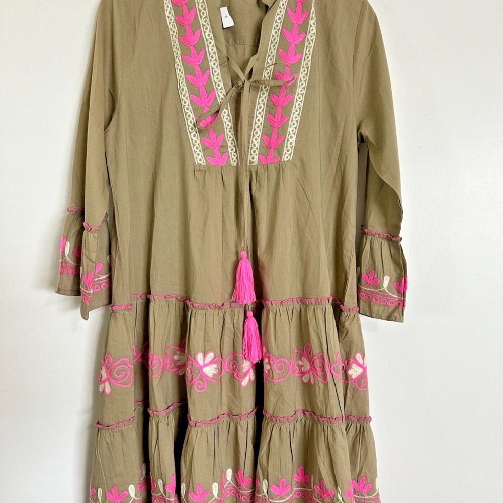 DEBBIE KATZ Embroidered Peasant Dress Med Cover Up Tan Pink South Beach Twee